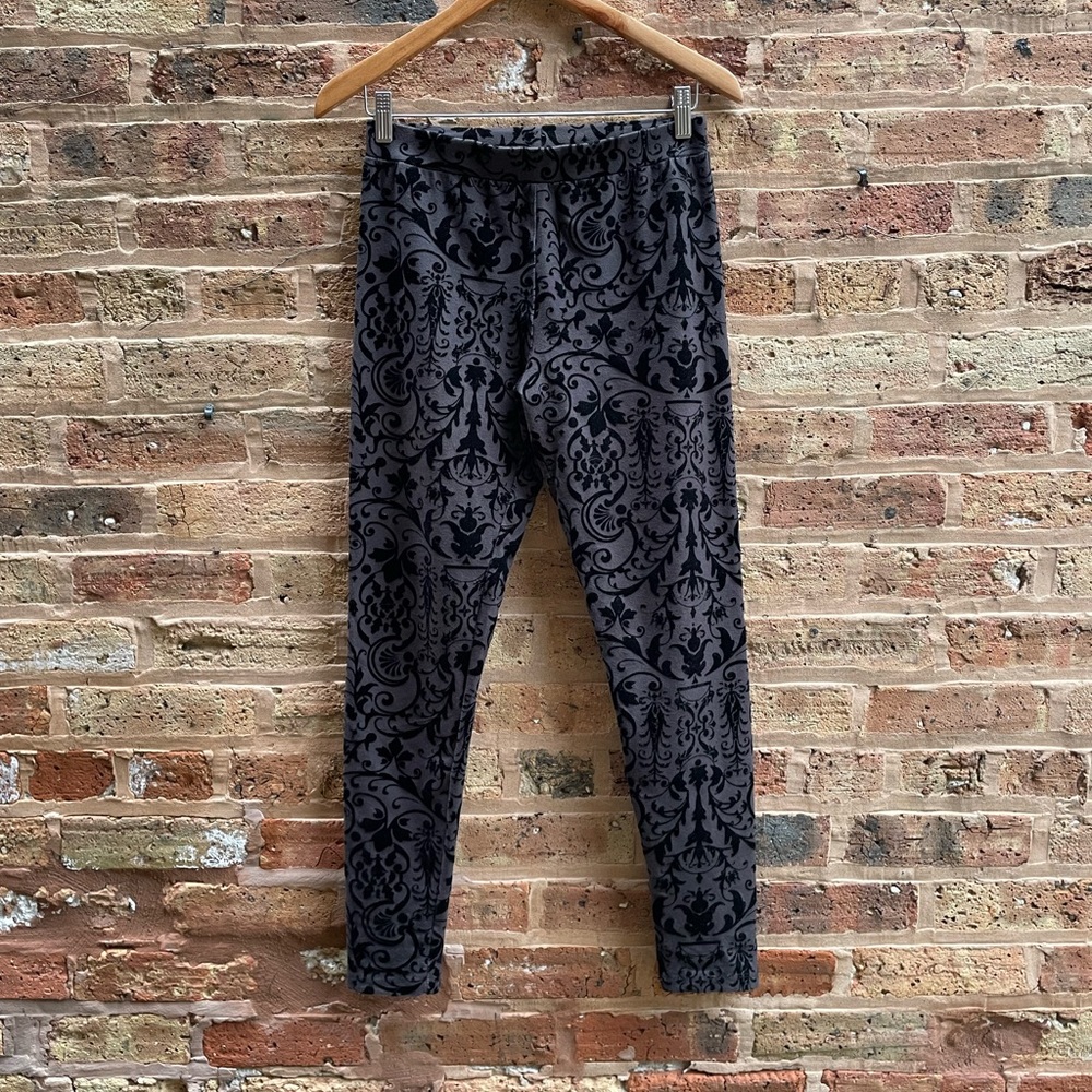 H&M Velvet Patterned Leggings